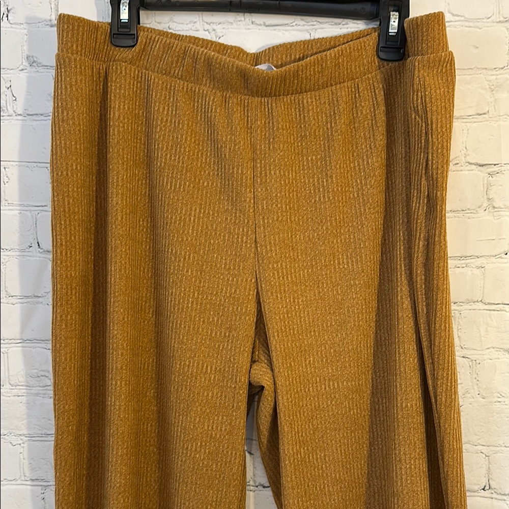 Fetch & Co Cozy Mustard Ribbed Pants - Picture 3 of 6
